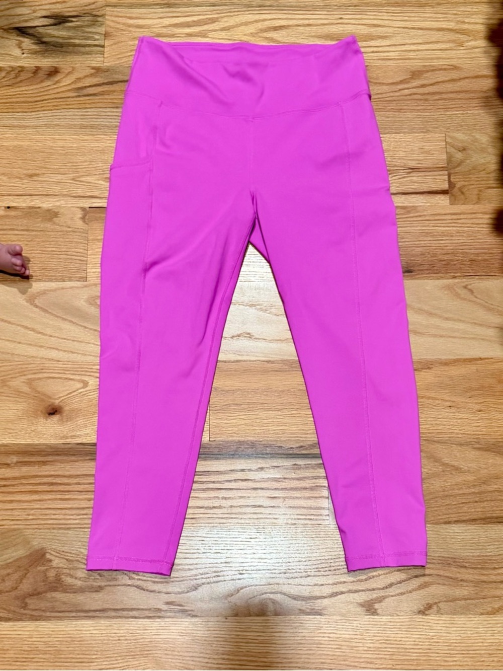 Lilly Pulitzer Weekender High Rise Midi Leggings with pocket Large